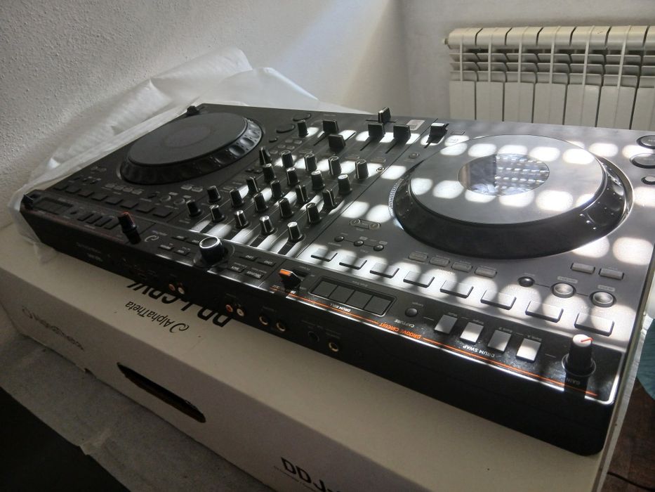 Ddj Grv-6 em perfeito estado