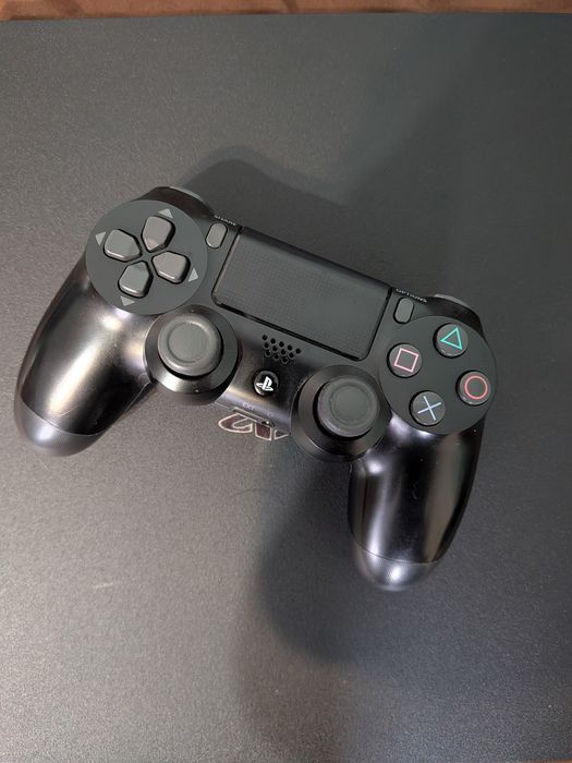 PS4 PRO 1 TB + RDR2, Cyberpunk, Witcher 3