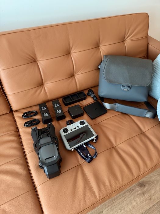 Drone DJI Mavic 3 Pro - Fly More Combo