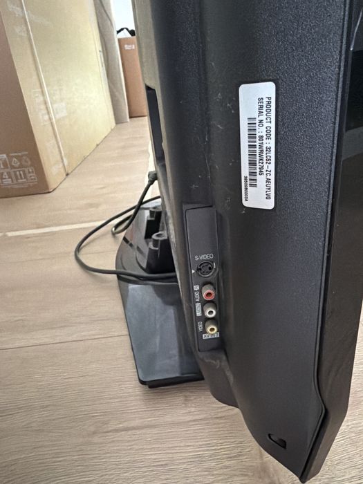 TV LG  32 polegas. (80 cm)
