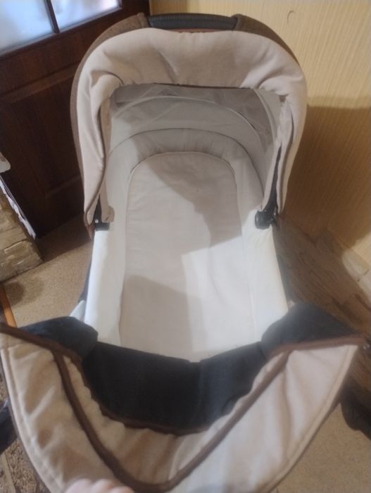 Детская коляска Victoria Gold- люлька