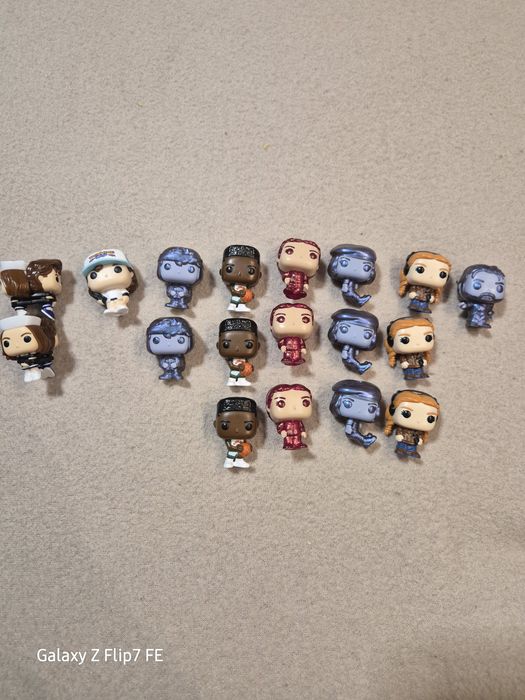 Sprzedam figurki Stranger Things