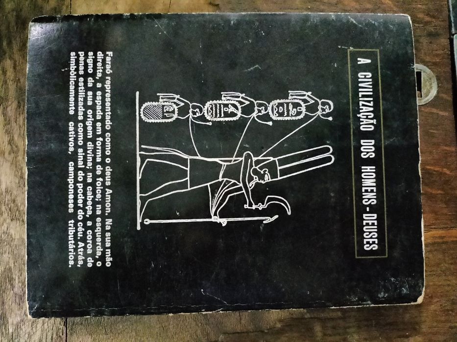Livro Antigo o Vale dos Reis