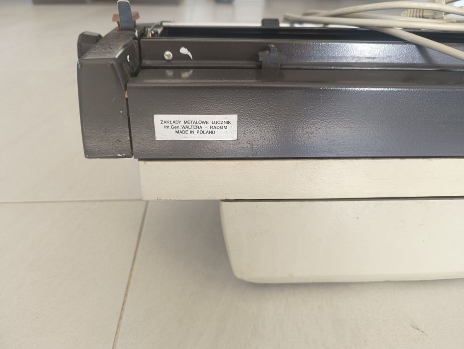 Elektryczna maszyna do pisania ŁUCZNIK 1 made in poland