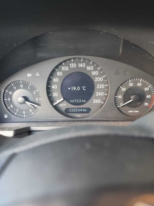 Mercedes E200 Kompressor - 230.000 km - Bom Estado – 4000