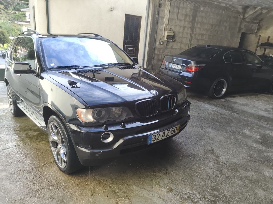 Vendo BMW x5  ano 2002 selo barato