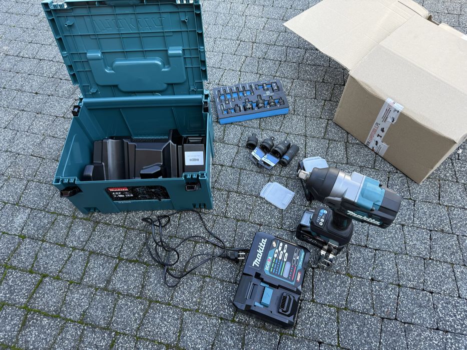 Klucz udarowy Makita TW001G 40V Max XGT + 2x Aku 4.0Ah + Ładowarka DC40RA + Walizka Makpac + Nasadki Högert – NOWY