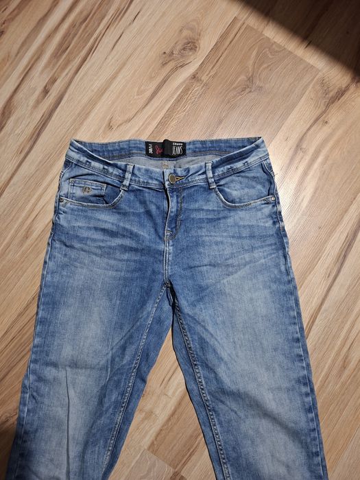 Spodnie jeansowe 38