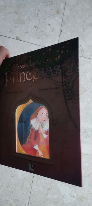 Livro  infantil  O  Grande Livro das Princesas
