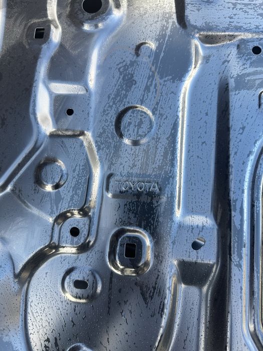 Rav4 2019-25 двері задні праві нові оригінал.