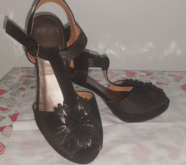 Sapatos Como Novos