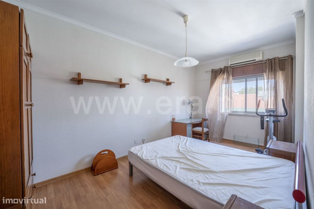 Apartamento T2; Cruz de Pau