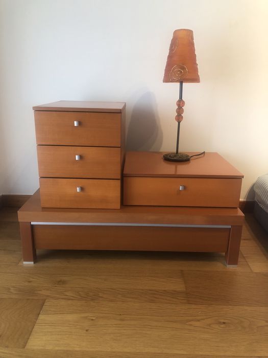 Mesas de cabeceira (2)