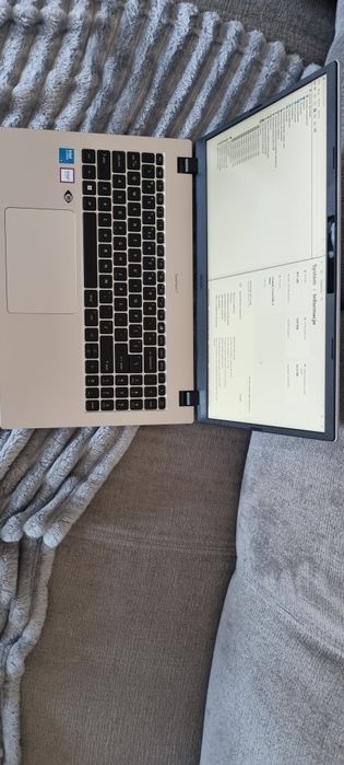 Laptop Accer Travel Mate IP