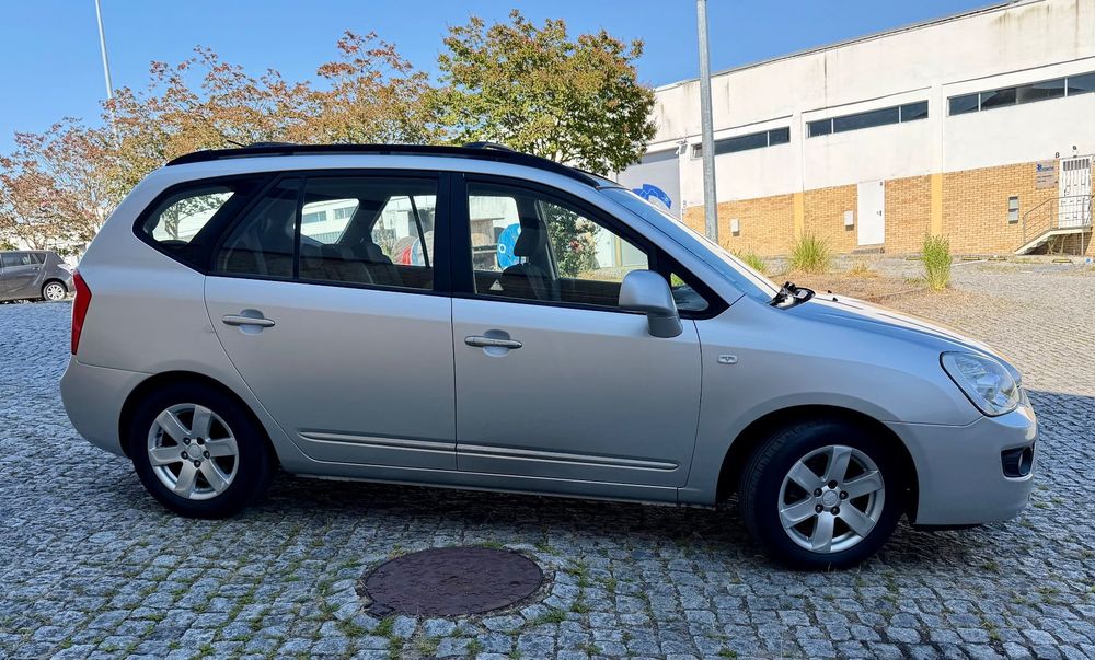 Kia Carens 2.0 CRDi EX