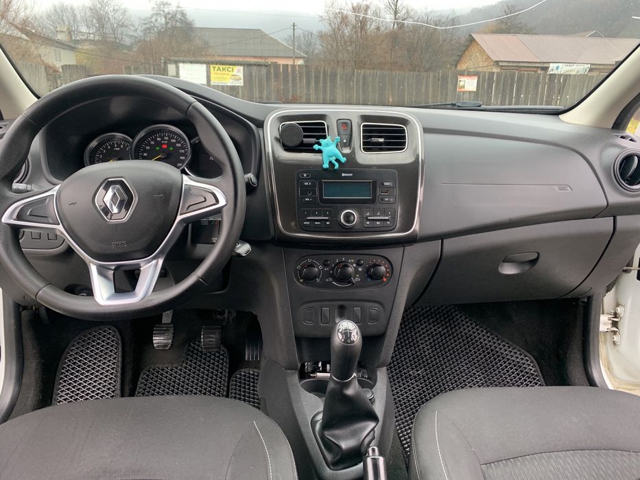 Renault logan 2019 рік 1.0 газ/бенз