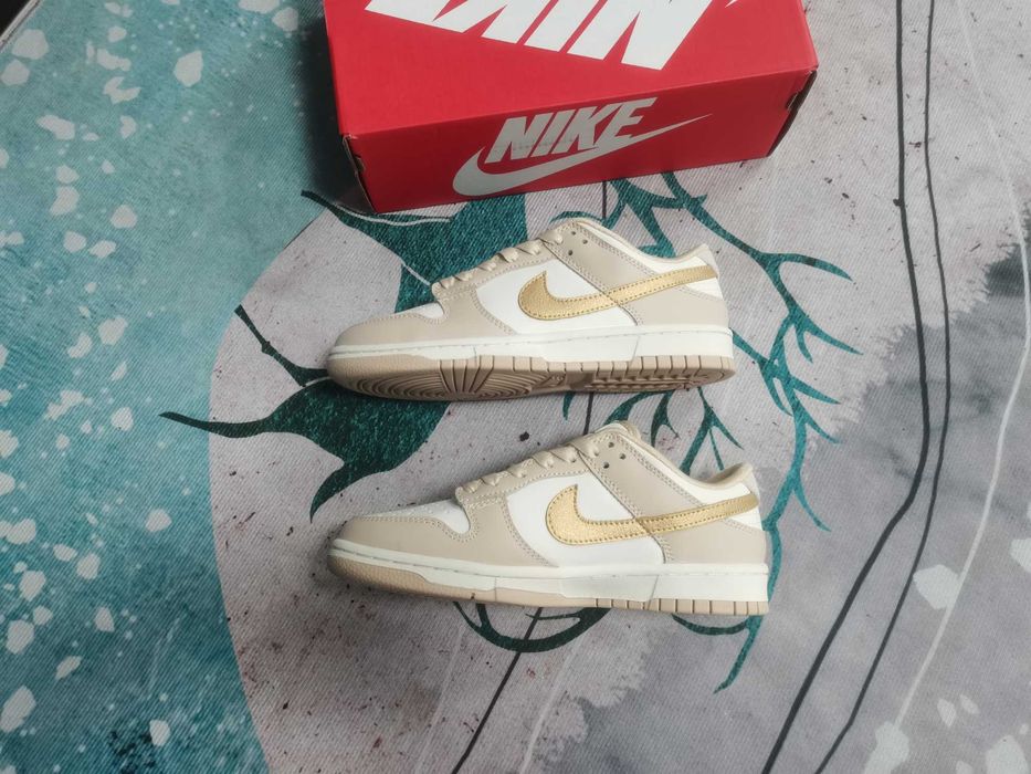 Nike Dunk Low Phantom Metallic Gold 40