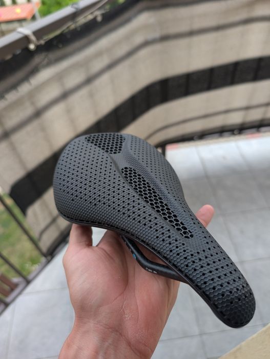 Siodełko RYET 3D Carbon 145mm