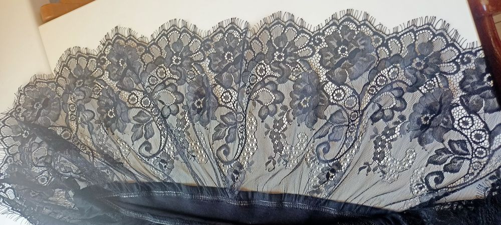 Cropp nowa bluzka z koronką