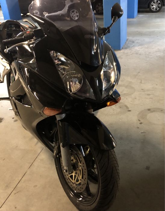 Honda VFR800 vtec - ( 31 mil km )