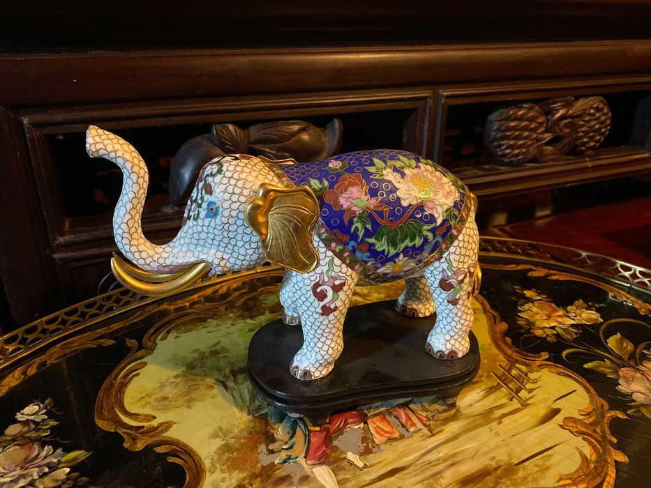 Escultura Elefante Cloisonne Ouro Centenário 25 centímetros