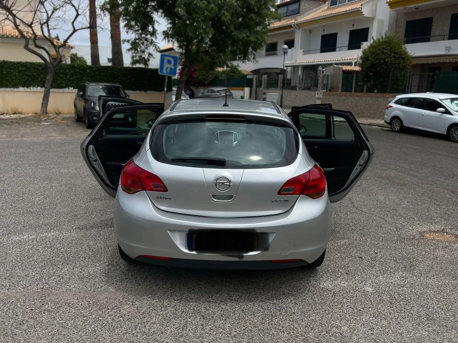 Opel Astra 1.3 CDTi Enjoy