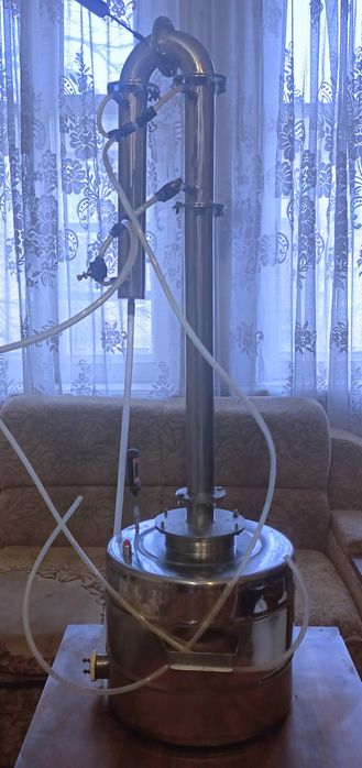 Продам дистилятор Акваградус