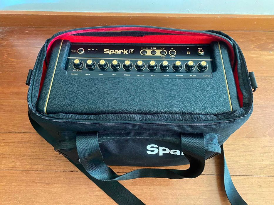 Amplificador Guitarra - Positive Grid Spark 2 BK + Carry Bag + Footswitch