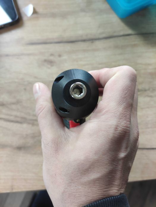 Wkrętak elektryczny