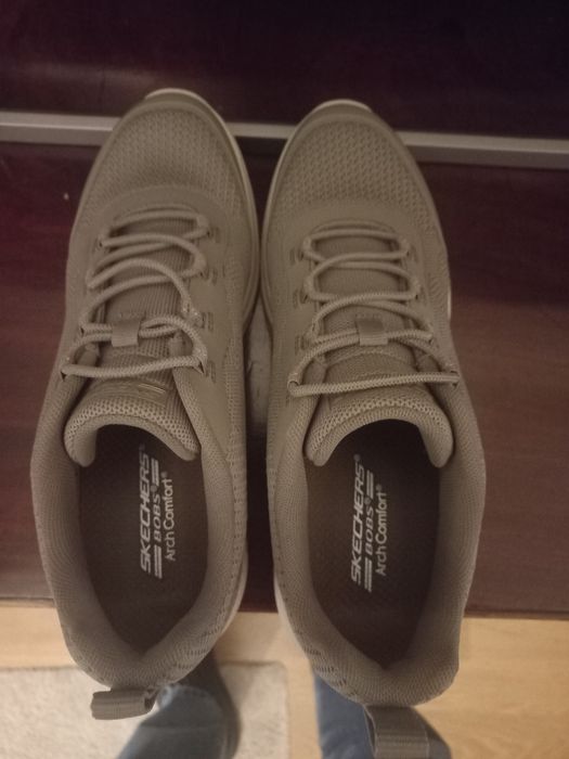 Tenis senhora Skechers