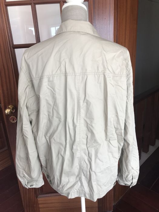 Blusão Lacoste bege