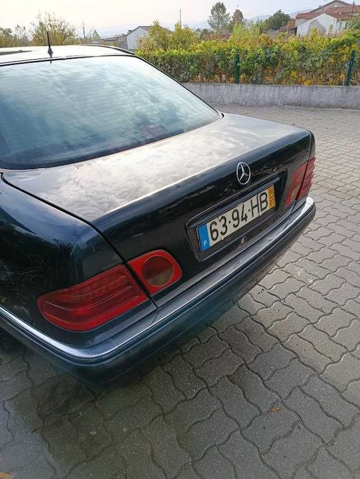 Vendo Mercedes E250 W210
