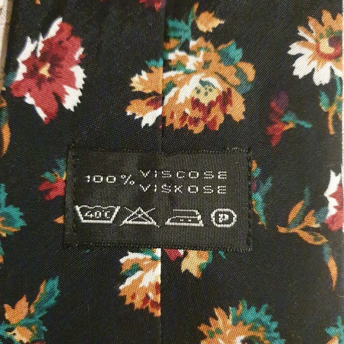 Krawat męski w kwiaty