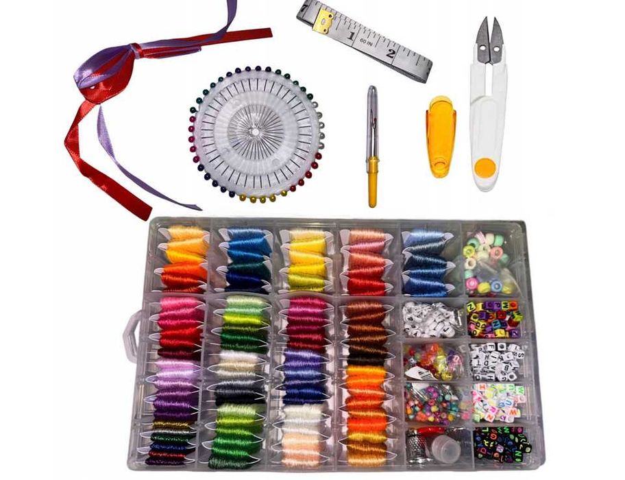 Duży Profesjonalny Zestaw Krawiecki do Szycia Nici Igły 226el. Prezent