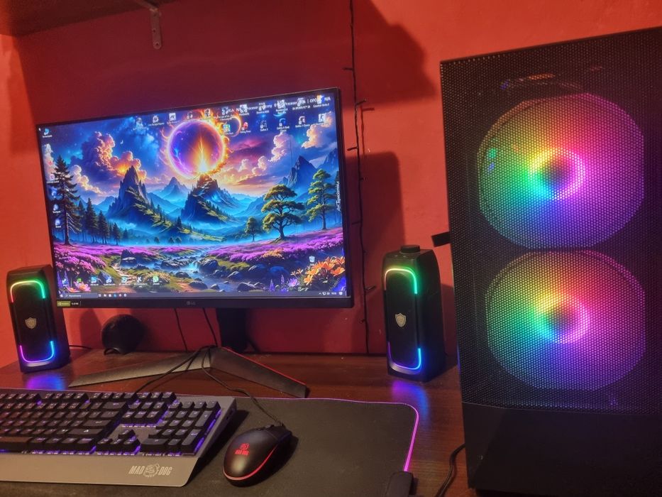 Zestaw komputerowy dla gracza. Komputer PC. RTX 5050.