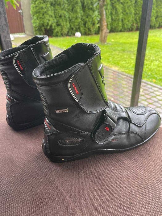 Мотоботи Vanucci RST Urban FLM FOX Icon Боти Dainese Buse polo Sidi