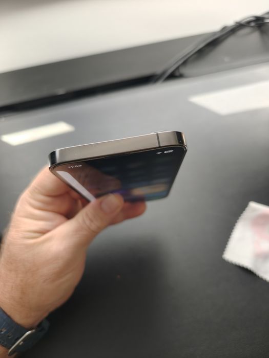 iPhone 13 Pro 256GB Cinzento Grafite — Estado Impecável + Vários Acessórios Extra!