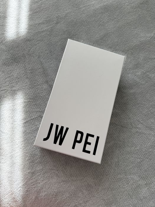 Сумка JW PEI Joy - White (біла/молочна)