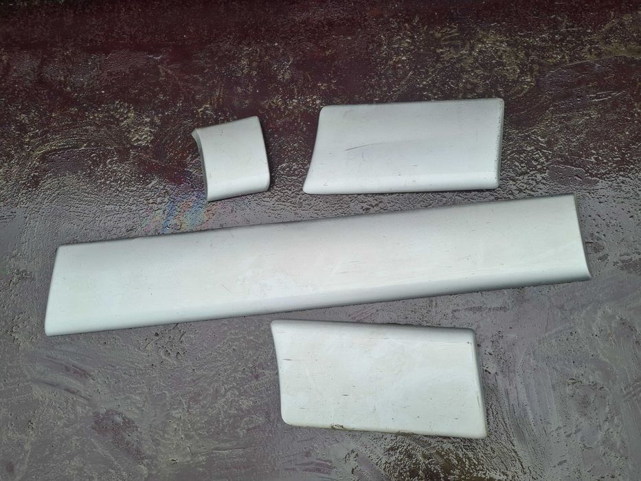 Renault Trafic II listwa karoseryjna Opel Vivaro