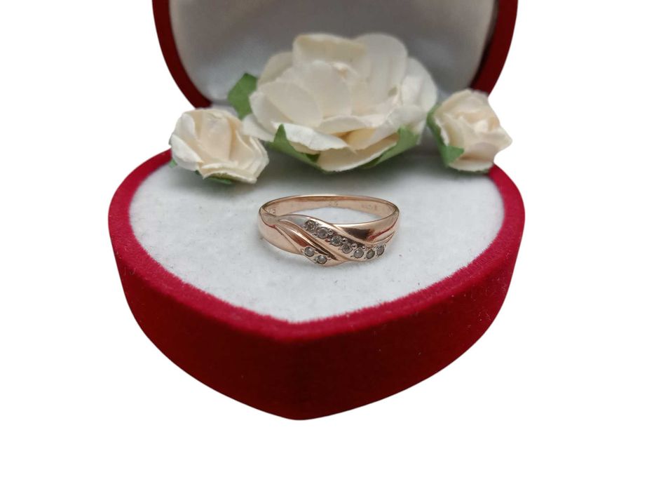 Wyrób jubilerski używany ZŁOTY PIERŚCIONEK 1,91 G 585