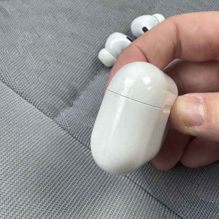 Apple AirPods Pro słuchawki bluetooth białe