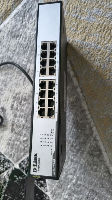 Switch, przełącznik sieciowy D-Link DES 1016-D