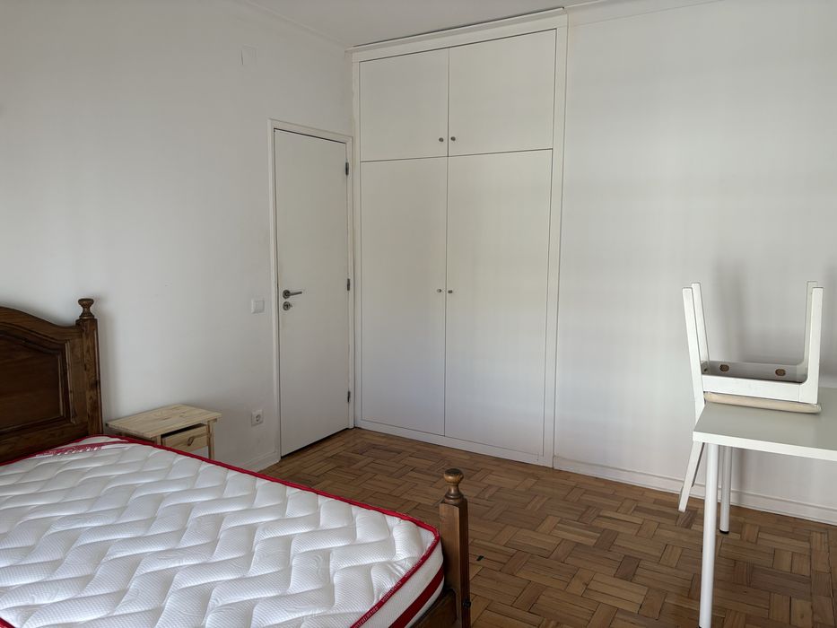 Quarto para estudante