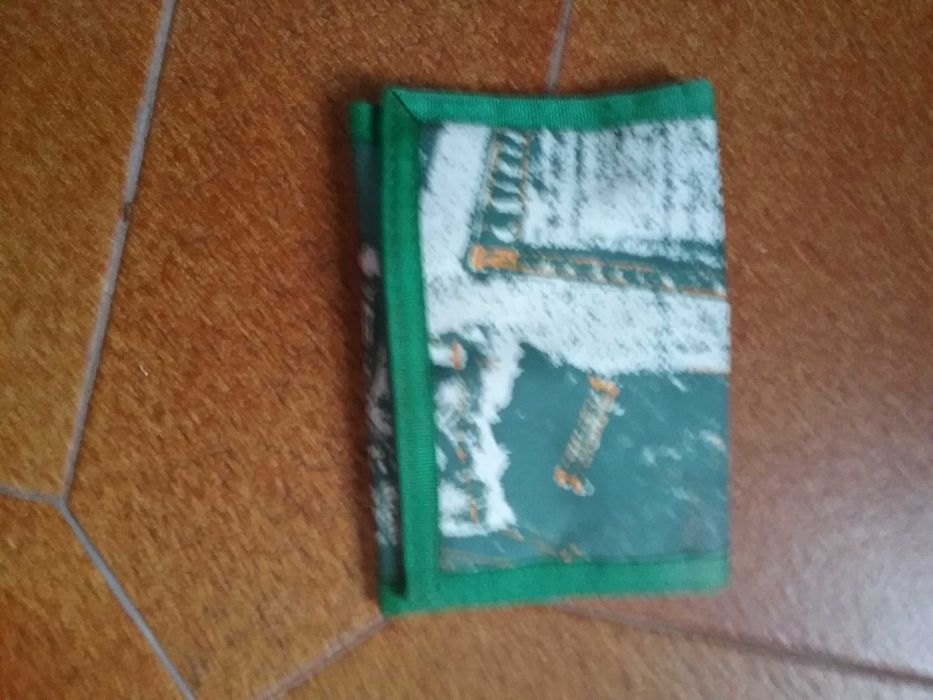 Carteira pratica e leve