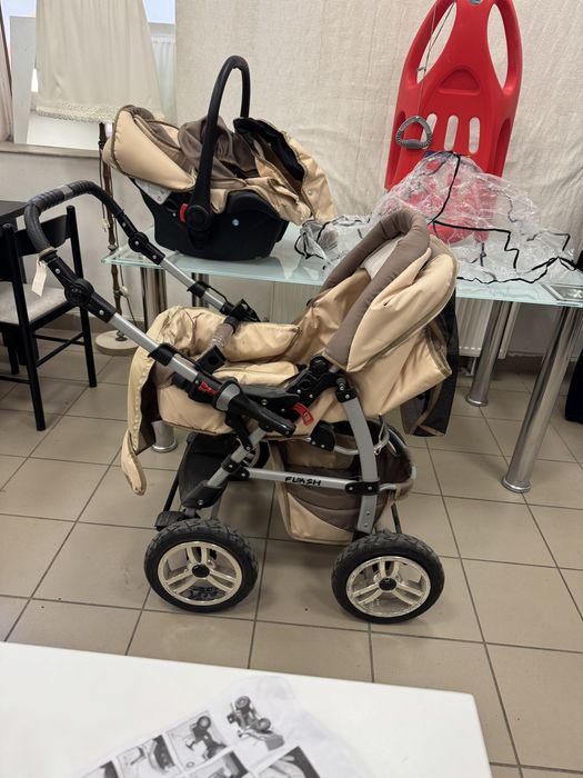 Дитячий візок із автокріслом в повній комплектації Німеччина