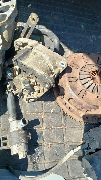 форснка кронштейн ауди AUDI 80 90 100