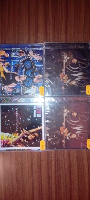 Música em Cd Concertos ao Vivo de Artistas Brasileiros.