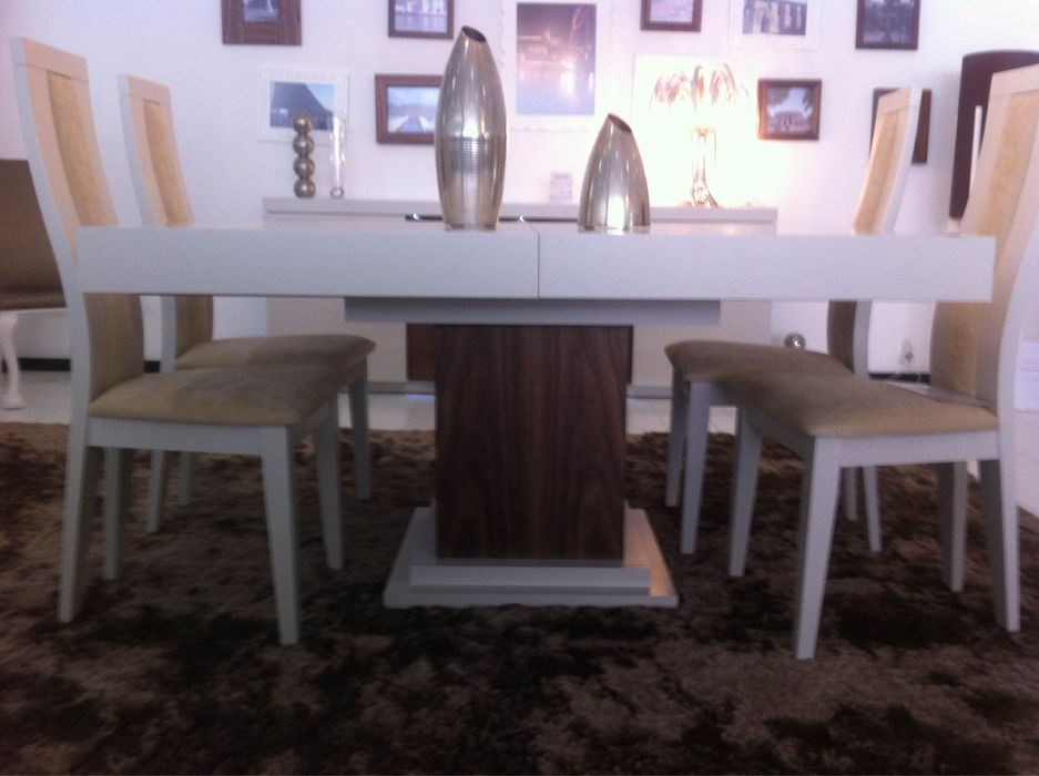 Mesa + Aparador Antarte (como novo)
