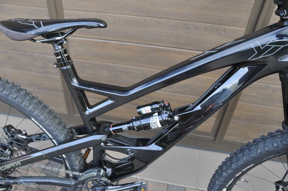 YT capra 2017r M Enduro Full