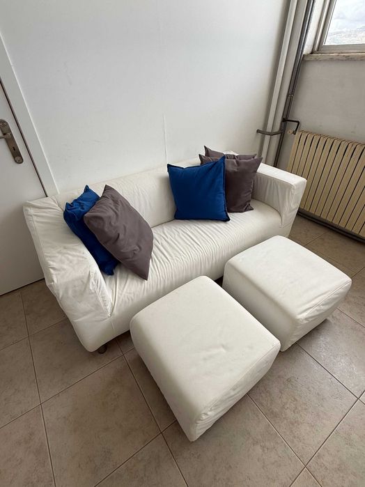 Sofá IKEA KLIPPAN + 2 Puffs/Repousa-pés + Almofadas